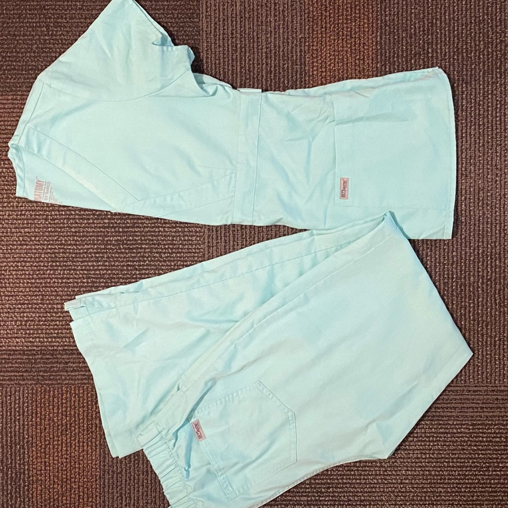 Scrubs aqua color